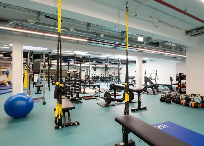 Couette-café Akademis Academia 3*