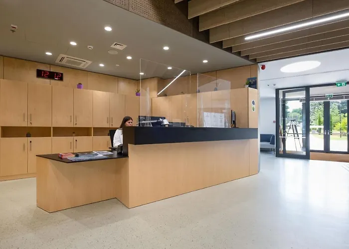 Couette-café Akademis Academia