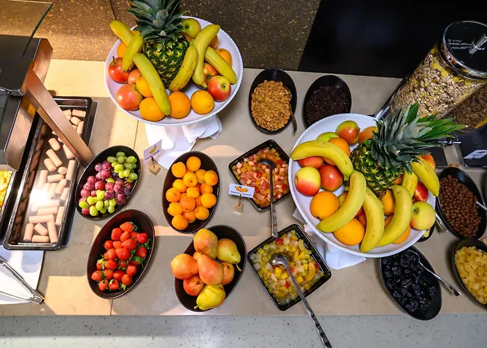 Akademis Academia Couette-café 3*