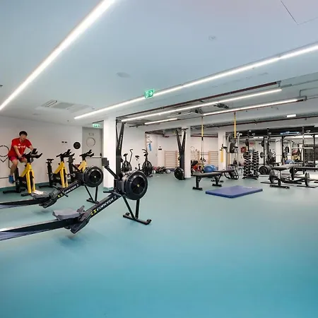 Oda ve Kahvaltı Akademis Academia 3*